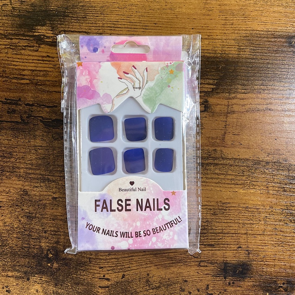 2/16 Blue false Nails for Toes!